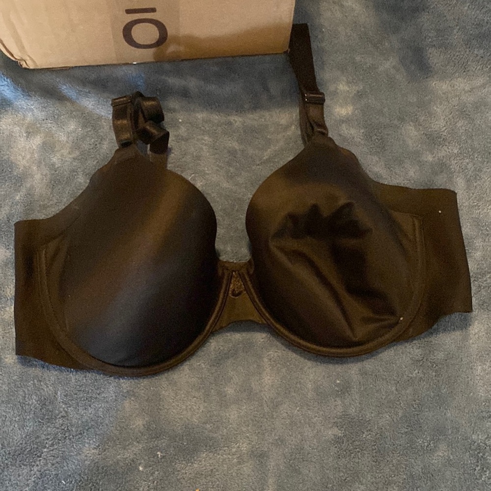 Olga 38C black bra
